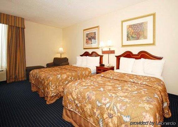 Days Inn By Wyndham Havelock Habitación foto